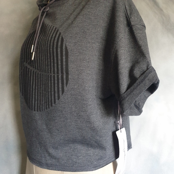 X by Gottex Wm's Grey Short Rolled Sleeve Pullover Hoodie w/ Screen Print Sz XS - Picture 12 of 16